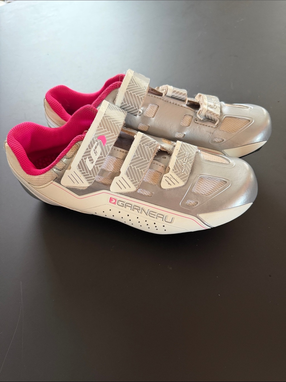 Garneau Women's Silver Cycling Shoes with Pink Lining